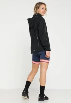 VAUDE Womens Escape Bike Light Jacket - Soft Shell Jacket - Black 12 VAUDE Womens Escape Bike Light Jacket - Soft Shell Jacket - Black -Vaude 0a3cc5e0e33241ef8cd9378a3301d537