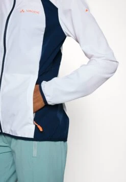 VAUDE Womens Qimsa Air Jacket - Soft Shell Jacket - White 14 VAUDE Womens Qimsa Air Jacket - Soft Shell Jacket - White -Vaude a60adae4f2bb41c49d2c29fe1f1e2653