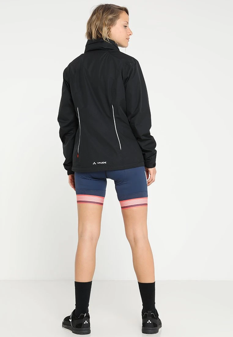 VAUDE Womens Escape Bike Light Jacket - Soft Shell Jacket - Black 6 VAUDE Womens Escape Bike Light Jacket - Soft Shell Jacket - Black - Image 4