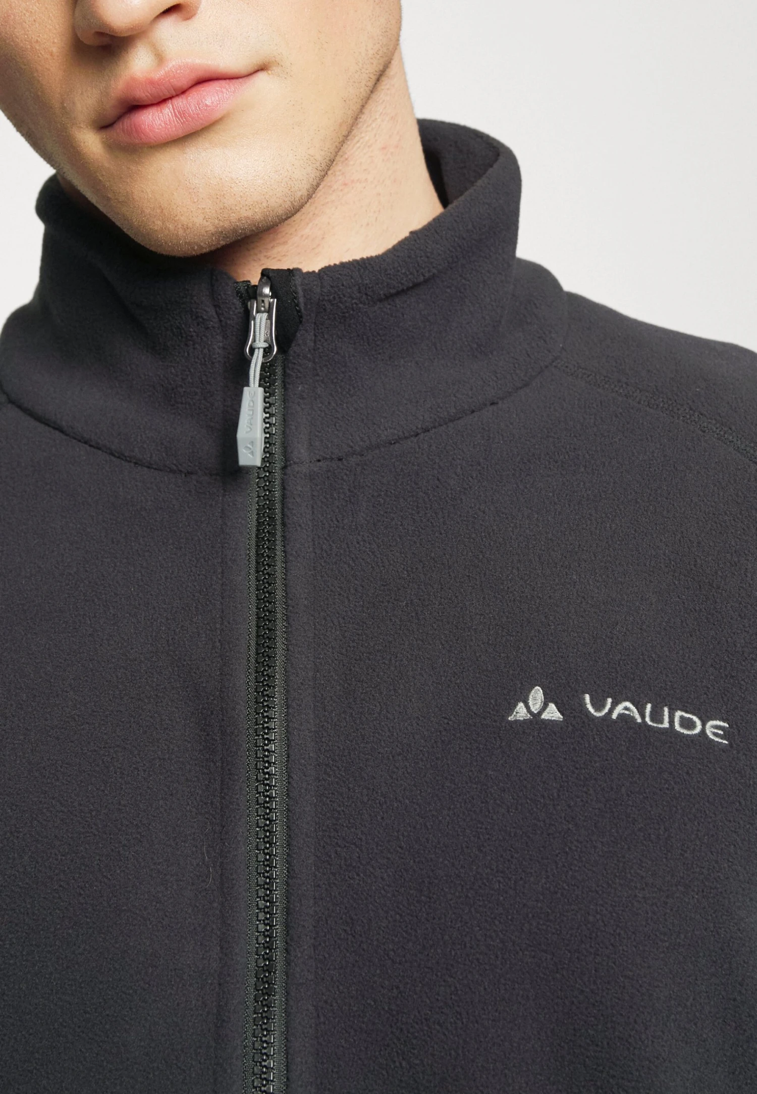 VAUDE Moor - Fleece Jacket - Black 8 VAUDE Moor - Fleece Jacket - Black - Image 6