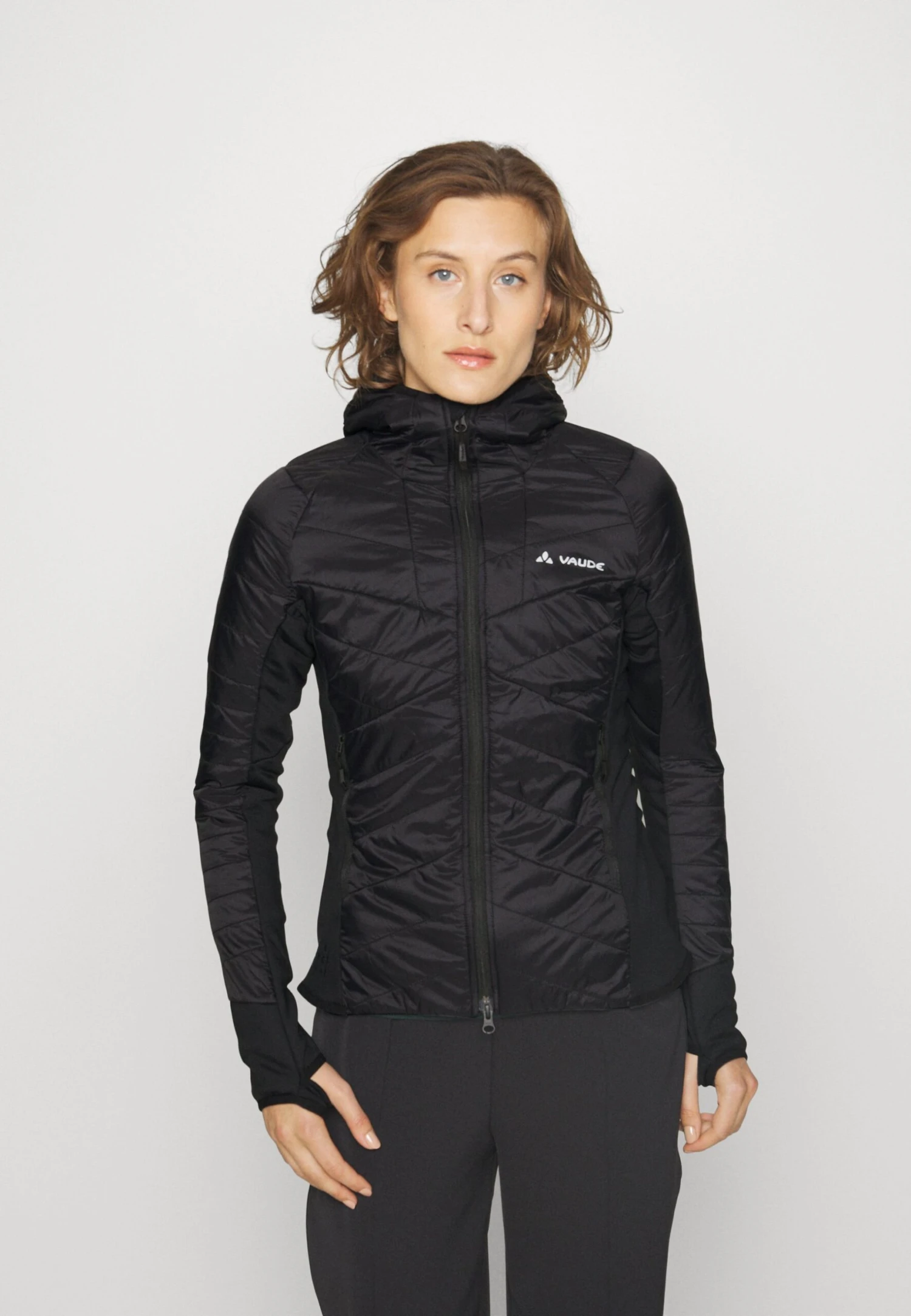 VAUDE Womens Sesvenna Jacket - Outdoor Jacket - Black 3 VAUDE Womens Sesvenna Jacket - Outdoor Jacket - Black